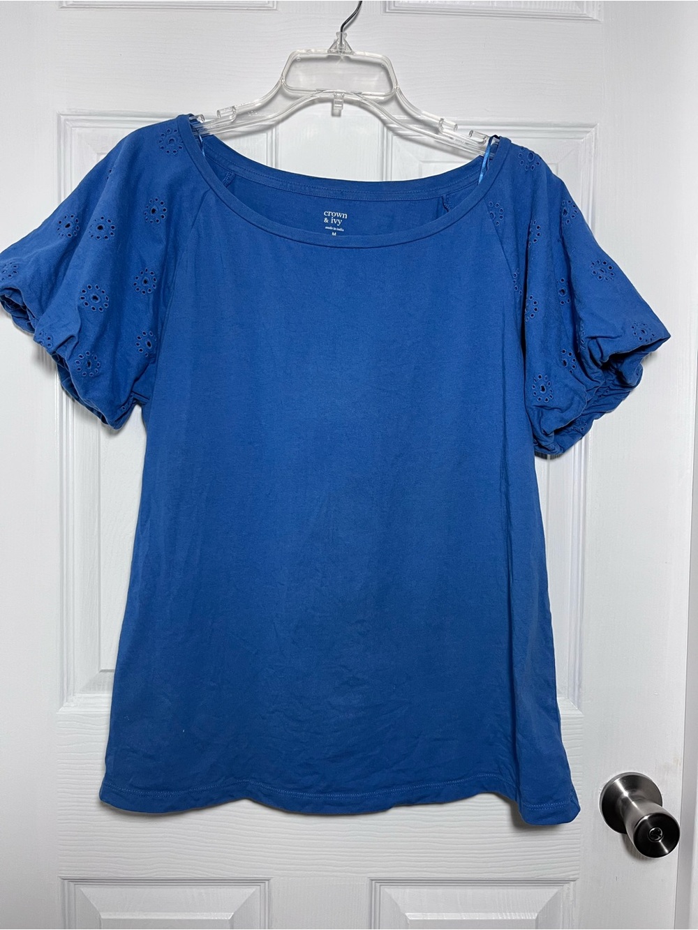 crown & ivy Medium Blue Eyelet Bubble Sleeve Scoop Neck Tee